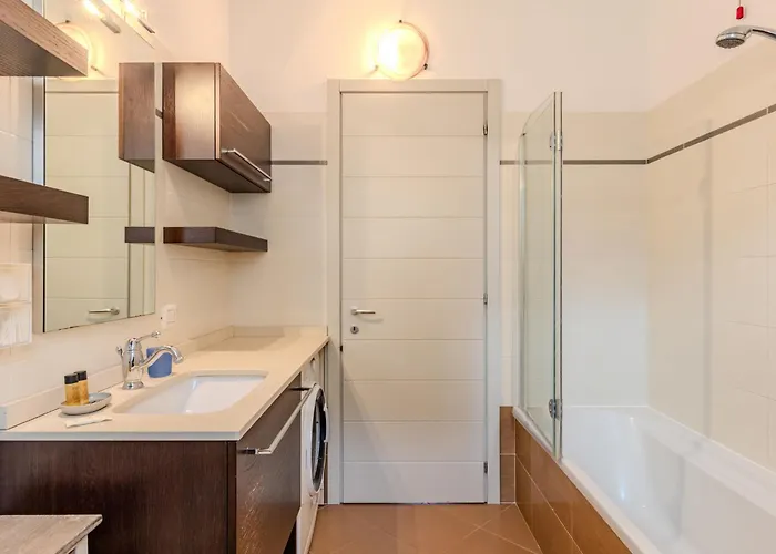 Di Lalla By Interhome