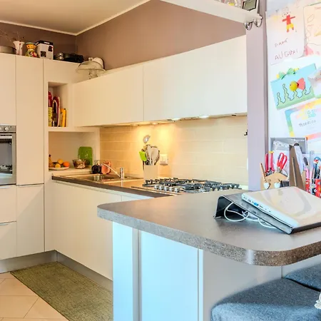 Di Lalla By Interhome Apartament Lierna