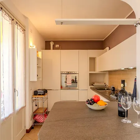 Di Lalla By Interhome *