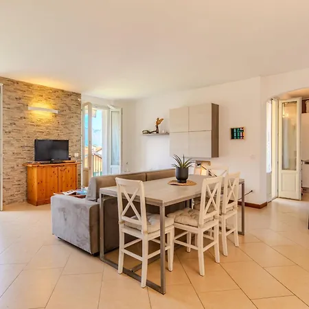 Di Lalla By Interhome Appartement *
